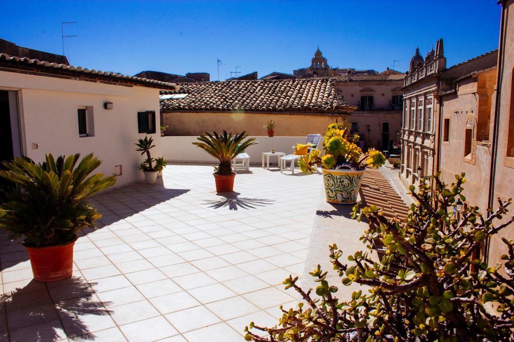 B&B Loft Famiglia Arezzo Ragusa Værelse billede